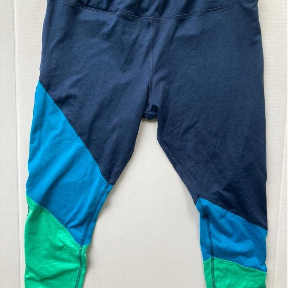 Avia blue, green, and navy color block leggings size XXL plus size color block